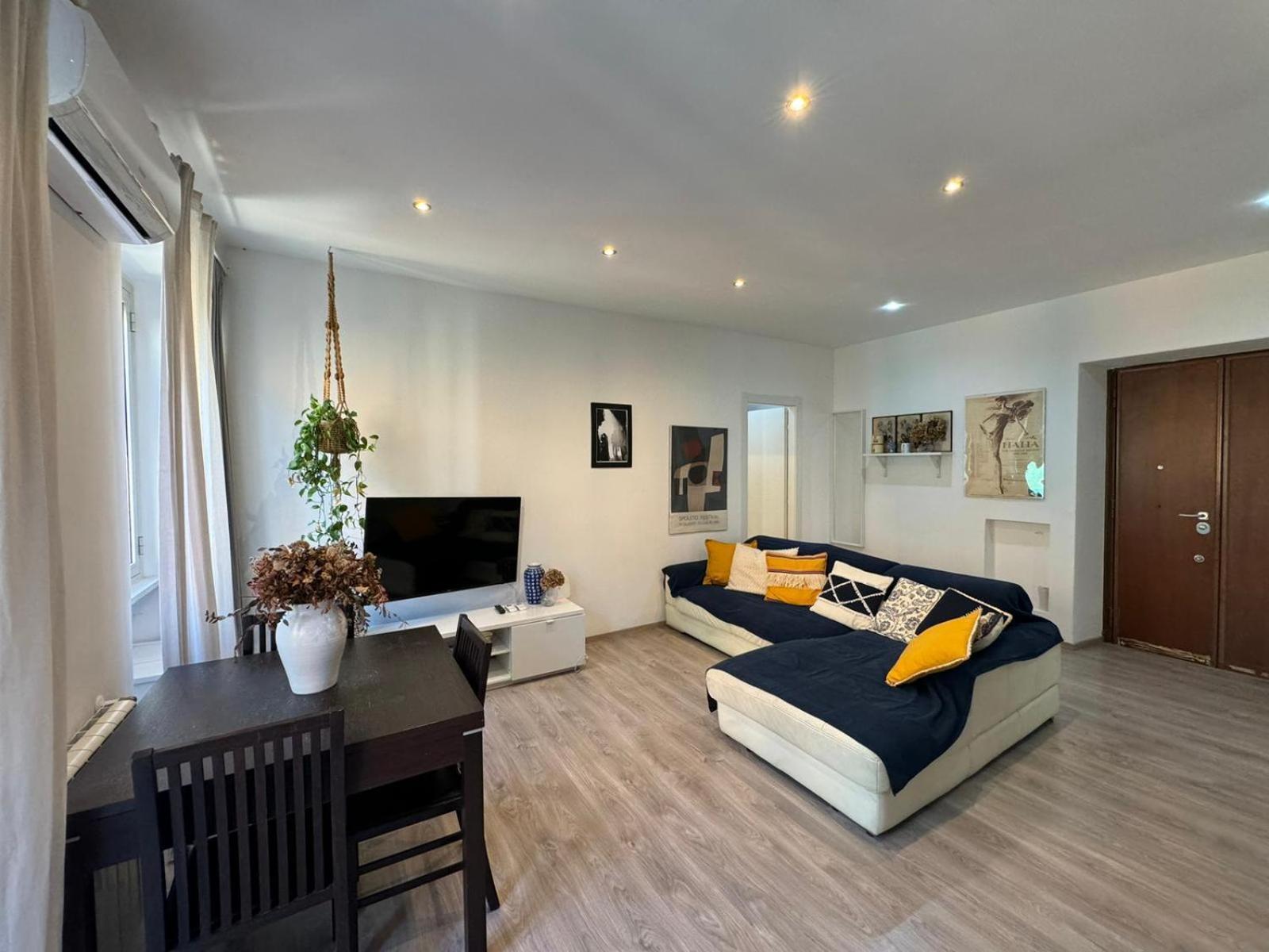 Apartment New Finished Flat In Centocelle Rom