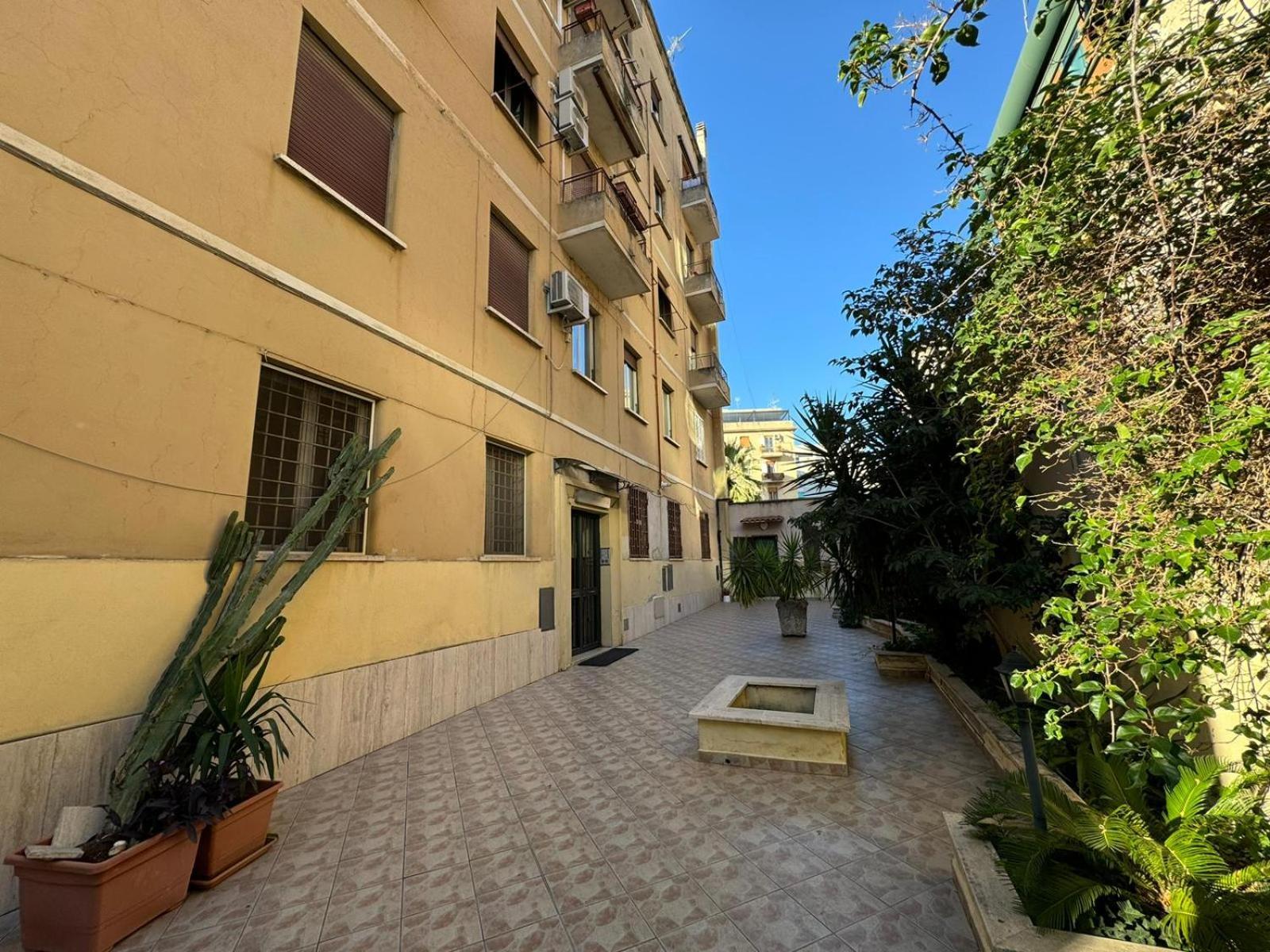 New Finished Flat In Centocelle Rom